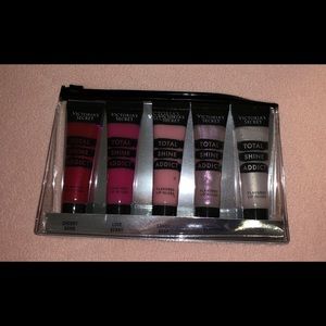 Victoria Secret Lip Gloss Set!!! New!!